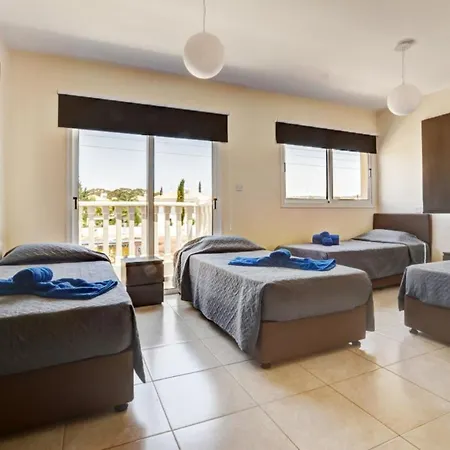 Nissi Gold * איה נאפה