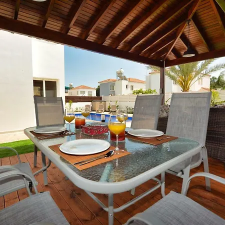 ヴィラ Nissi Gold