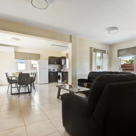 Nissi Gold Villa Ayía Nápa