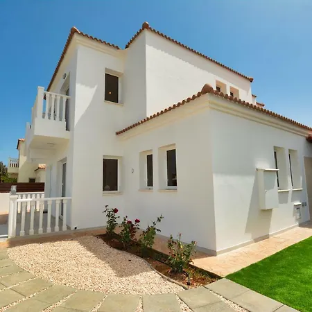 Villa Nissi Gold