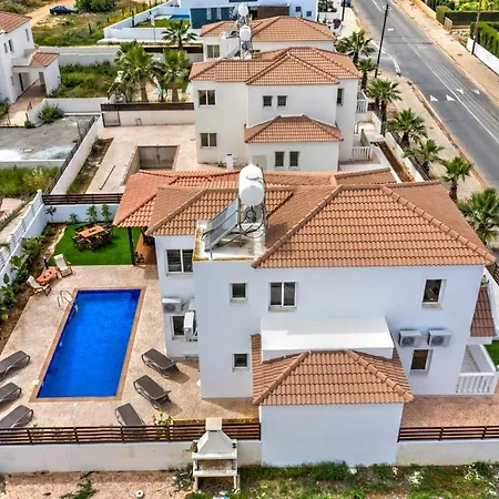 Villa Nissi Gold Ayía Nápa