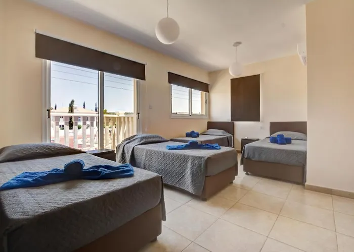 Nissi Gold * Ayia Napa