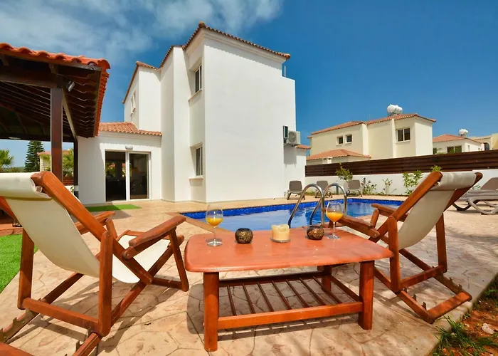 Nissi Gold Ayia Napa