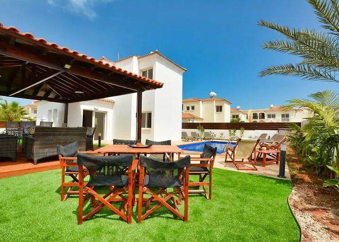 Nissi Gold * Ayia Napa